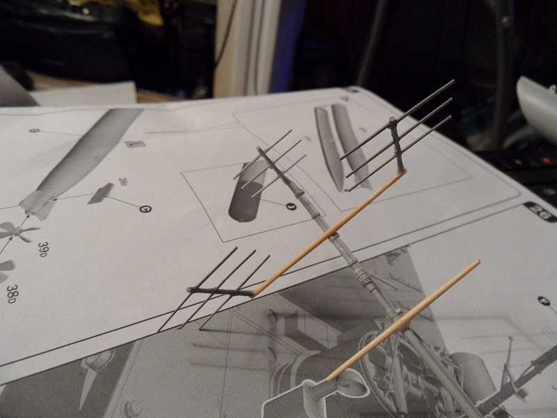 VOSPER ITALERI 1/35e DEPART - Page 2 Sam_0857