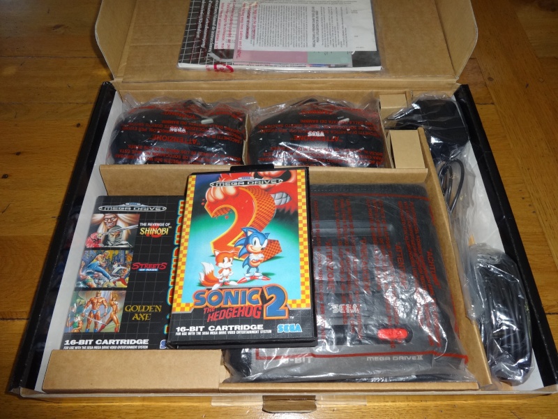 Les packs Sega Megadrive US et Pal- Qu'est ce qu'un pack complet ?  Dsc00826