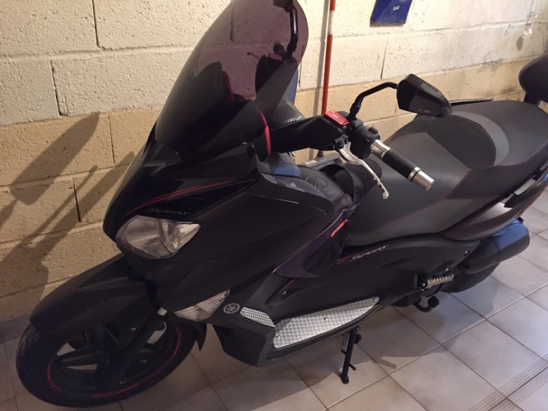 [VENDS] Xmax sport 3300€ Img_1415