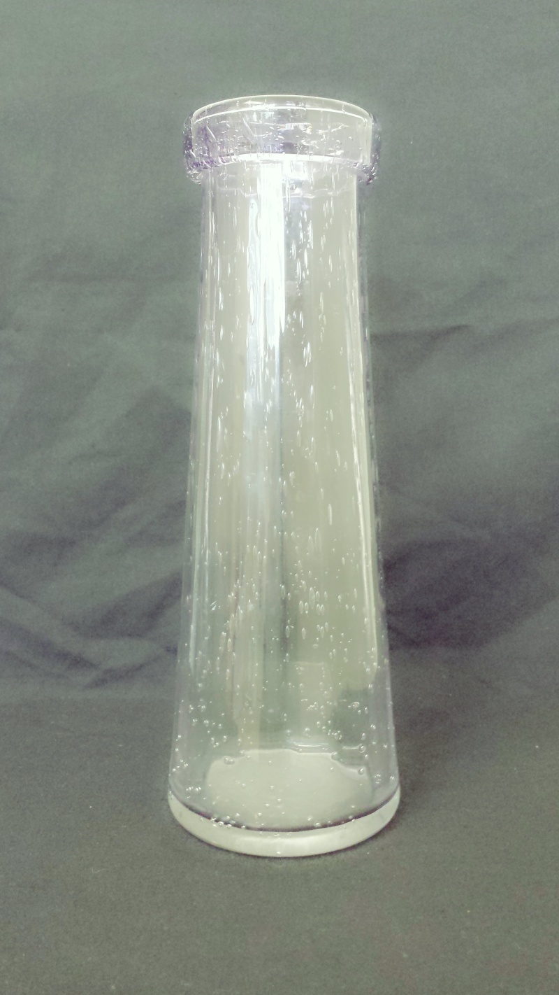 who made this glass vase octagon sided shape C360_220