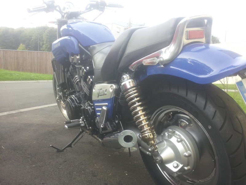 Salut le Club Vmax - Page 5 Kashub18