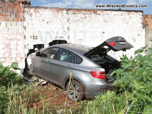 FOTOS BMW X6 Accidentados 2012-b10