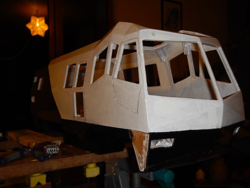 Le M.A.T.T. (4x4 amphibie sur chassis Unimog) - Page 2 2014-013