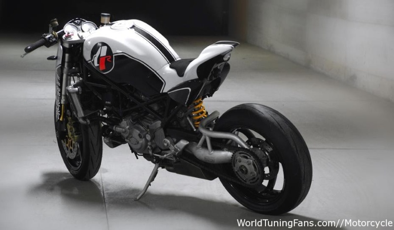 c'est quoi pour vous une belle Moto? Ducati16