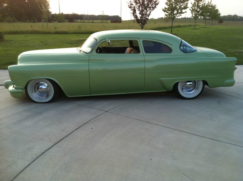 Buick 1950 -  1954 custom and mild custom galerie - Page 5 Huuigt10