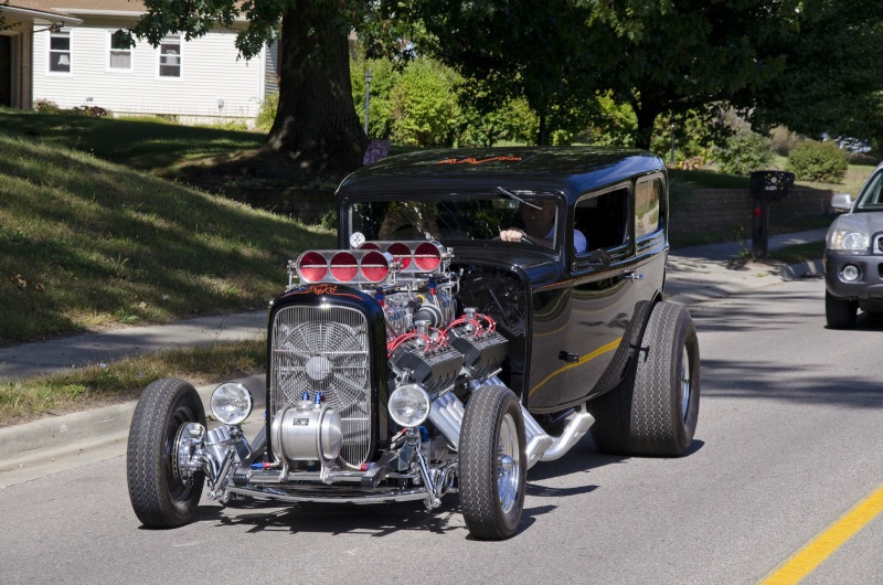 1932 Ford hot rod - Page 9 Jghkjk10