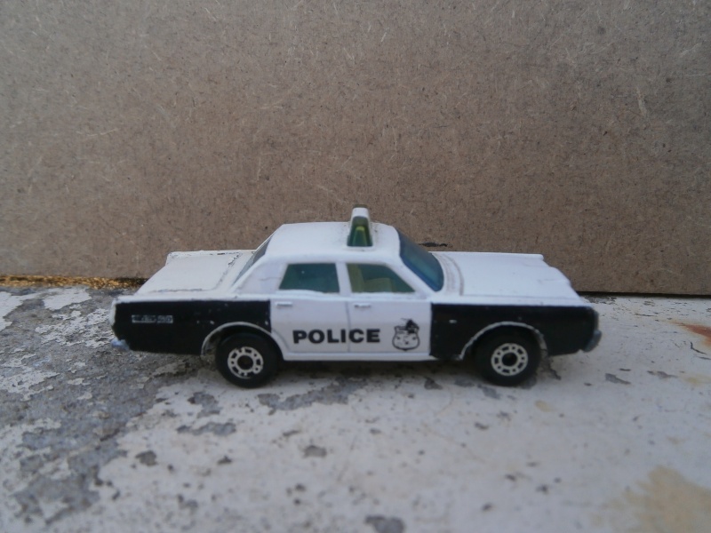 Mercury Police Patrol - Police car - Matchbox Superfast P6240122