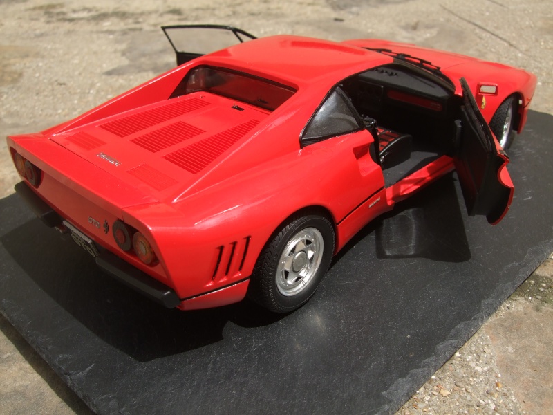 Ferrari 288 GTO  mais au 1/16ème Gto_fi17