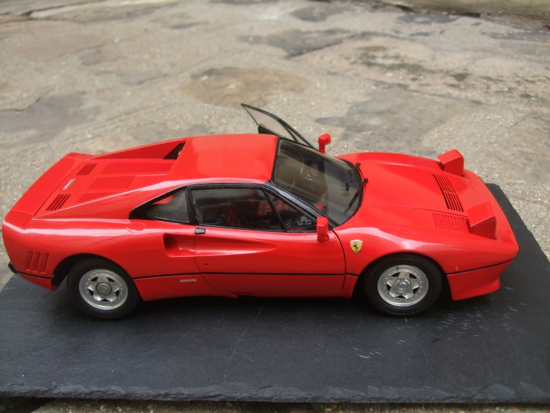 Ferrari 288 GTO  mais au 1/16ème Gto_fi20