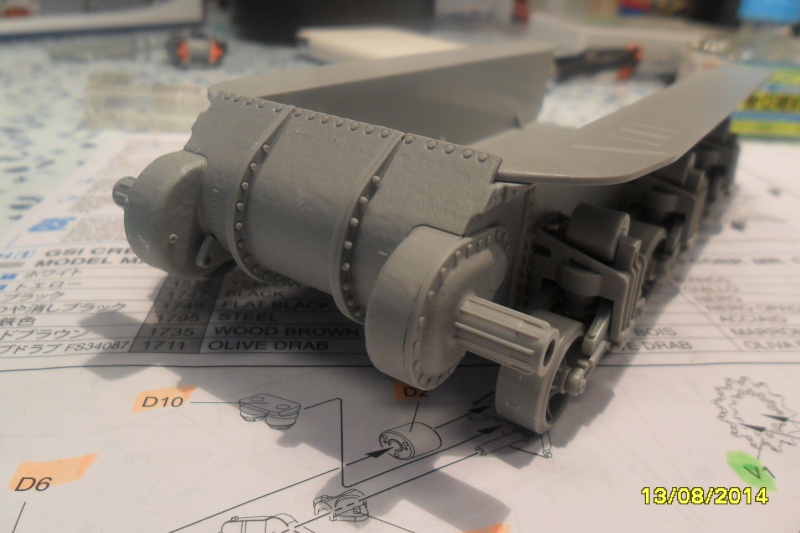 Sherman M4A1 DV  "DRAGON 1/35 " 2014-070