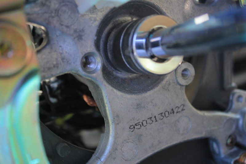 DIY: JDM Momo Steering Wheel Install  Img_6618