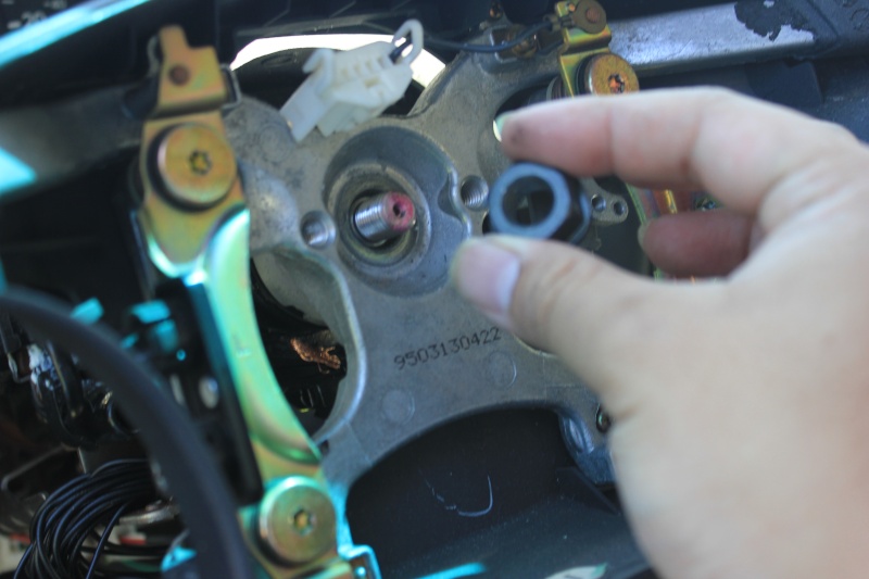 DIY: JDM Momo Steering Wheel Install  Img_6619