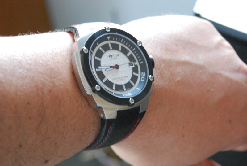 frederique constant - Le club des heureux possesseurs d'ALPINA - tome III - Page 5 Dsc_0714