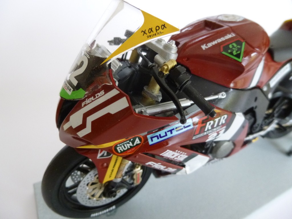 Kawasaki ZX-10R 2011 1:12 Fujimi Galerie P1030529