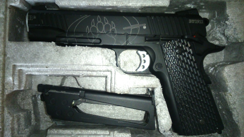 Colt 1911 BlackWater Dsc_0027