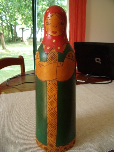 Poupée russe cache bouteille en bois Agidel < 1963 Dscf2210