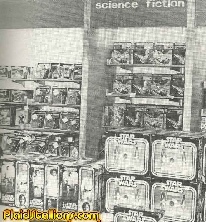 Vintage Pic of 1:1 Darth Vador in Macy's Spacet10