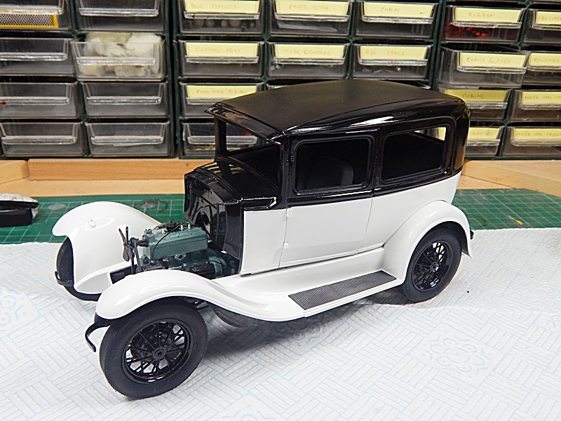 1/16th Ford Model A (Police Sergeant's Car) - Page 6 00623