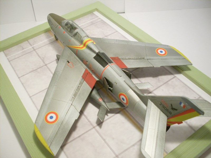 [HELLER] Republic F84F Thunderstreak (VINTAGE) F-84_f20