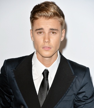 Justin Bieber Weight and Height, Size | Body Measurements Justin11