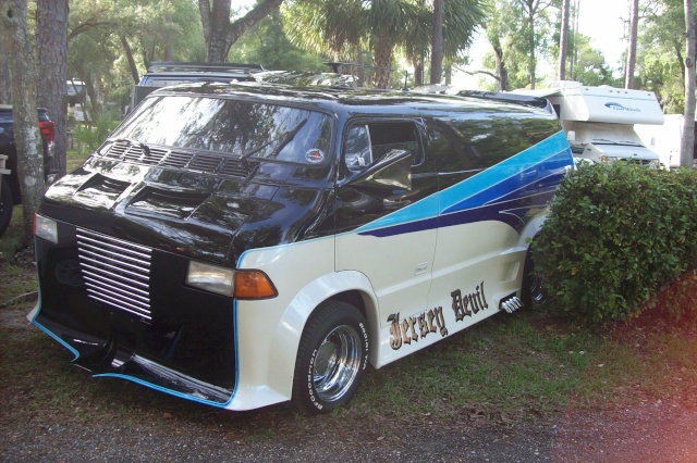 Coastal Van's of Daytona's Truckin 105_1034