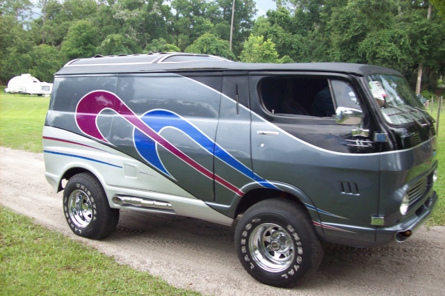 Coastal Van's of Daytona's Truckin 105_1056