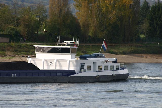 Kleiner Rheinbummel in Leutesdorf und Linz am 15.10.14 384