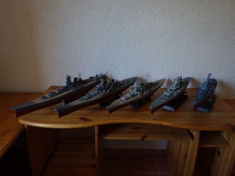 FLOTTE DE CUIRASSES 1/350 + YAMATO 1/200 - Page 3 Small_37