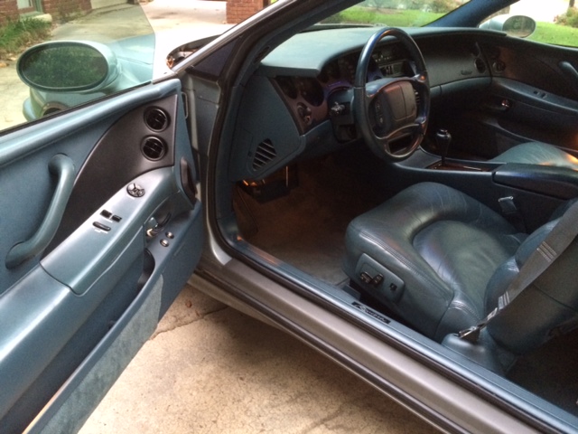 Repainted dash and console black Photo_14
