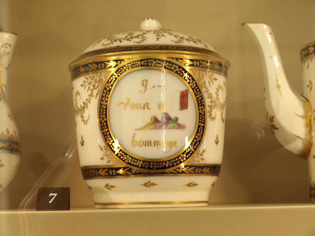 Porcelaines de Vincennes et de Sèvres 27-10_11