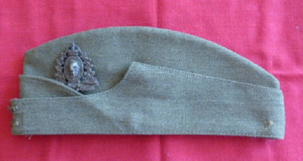 Royal Canadian Mounted Police Wedge / Side / Field Service Cap Rcmp_010