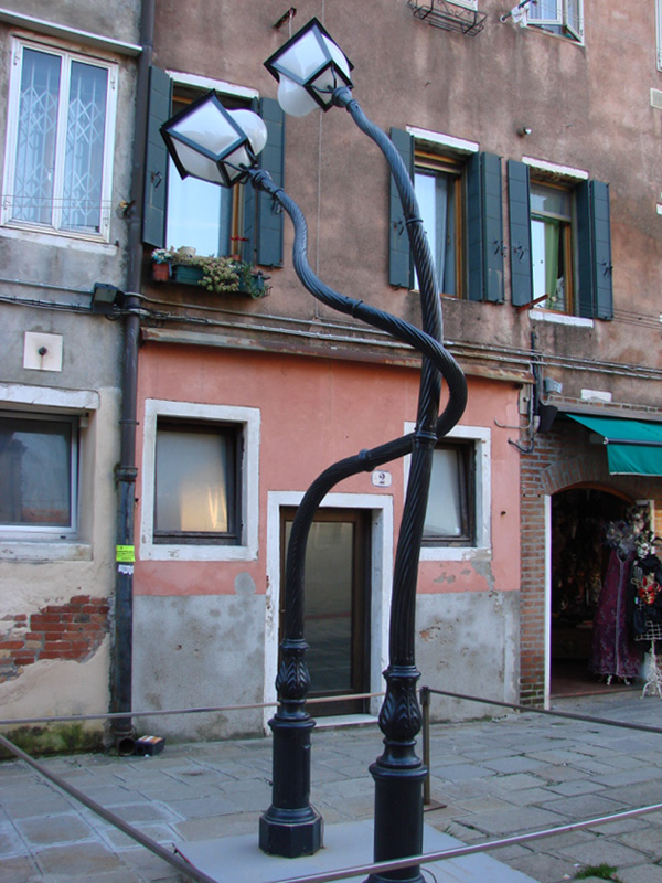 Les lampadaires amoureux de Murano - Italie. 10602610