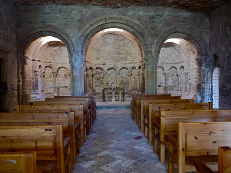 Un monastère sous la falaise: San Juan de la Peña - Province de Huesca - Espagne P1010410