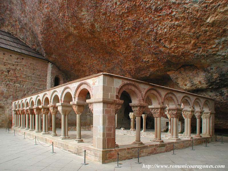 Un monastère sous la falaise: San Juan de la Peña - Province de Huesca - Espagne Sanjua10