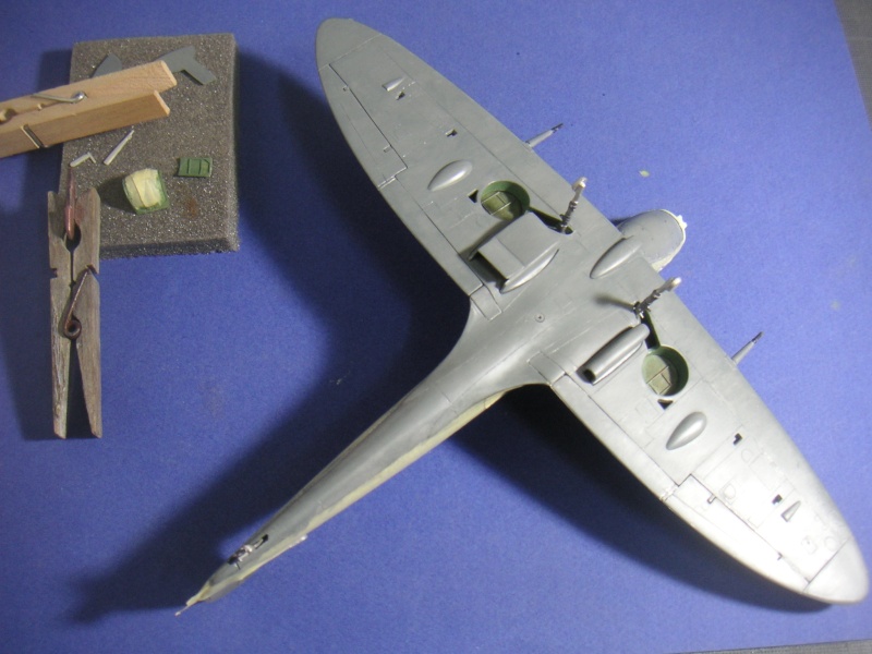 (Projet AA) Spitfire mk Vb NN-T 1/48 tamiya - Page 4 Pict0086