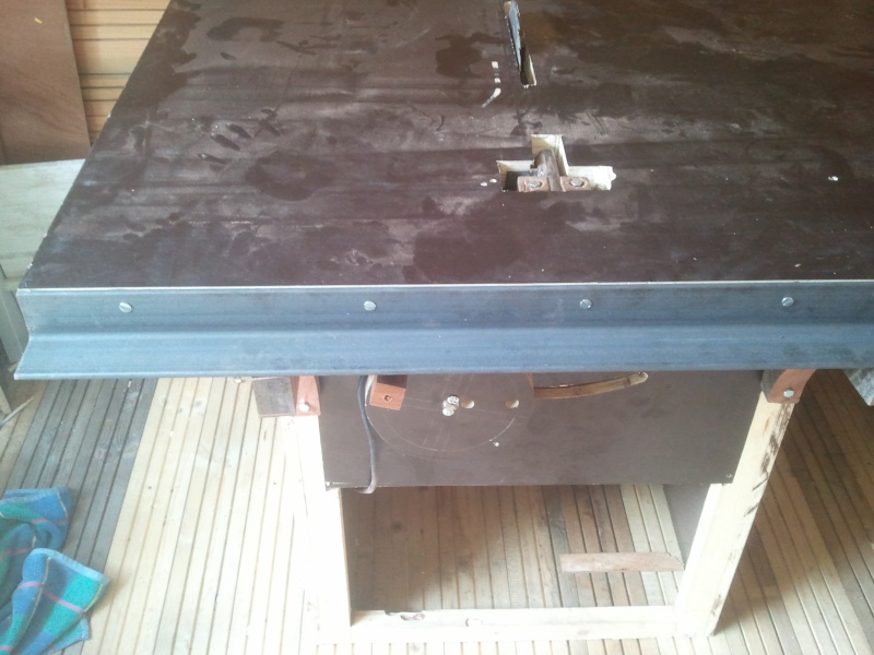 Construction d'un scie sur table en bois/metal Img_2013