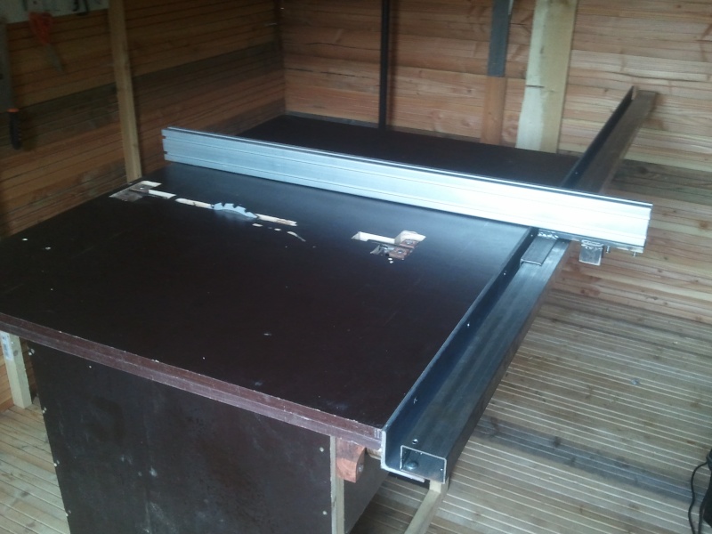 Construction d'un scie sur table en bois/metal Img_2014