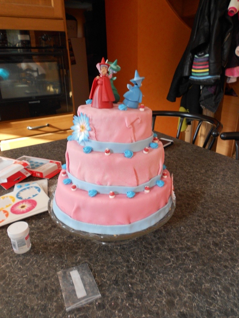 La chambre roi lion de ma fille + son gateau de bapteme la belle au bois dormant Page 3