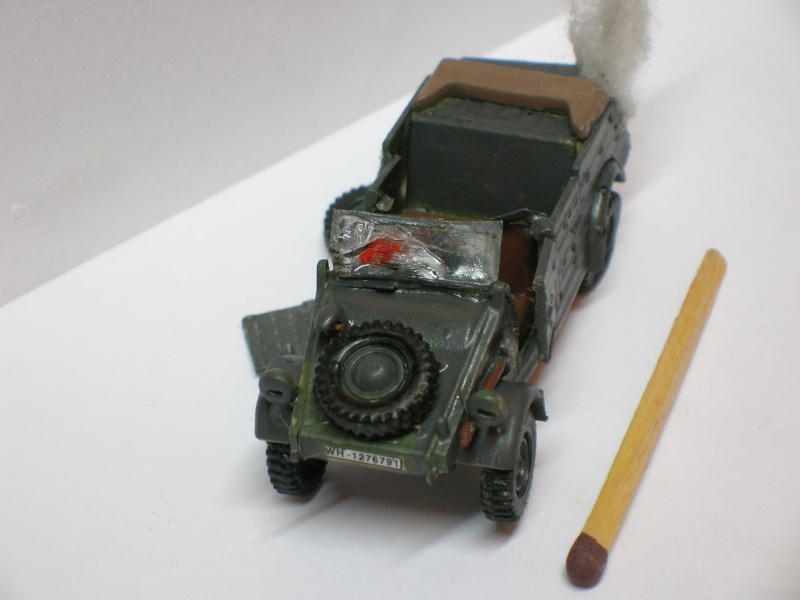 SDKFZ-231(6 roues)+ Sd.Kfz.251/1 + kubelwagen 1/72 Italeri + Sd.Kfz.251/1 Dscn3411