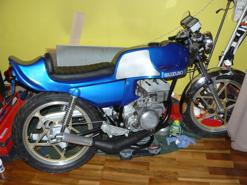 Mini bouillotte - Suzuki GT 125 café racer P1060014