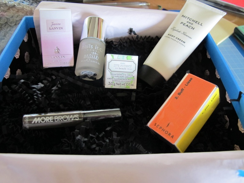 [Septembre 2014] Glossybox - Page 7 Img_5110