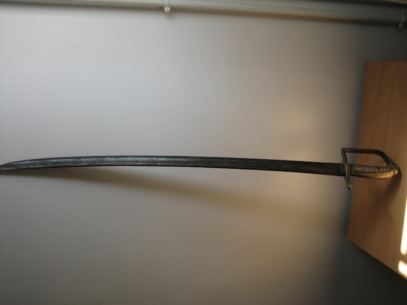 Récupération d'un sabre a identifier Img_7015