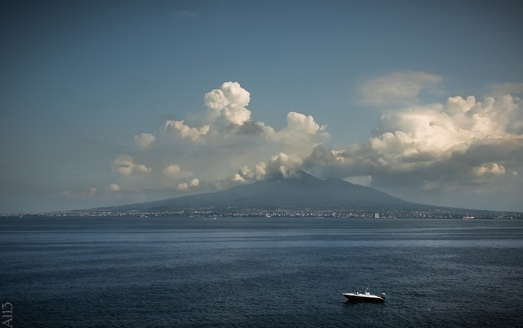 Menace sur Naples Erupti12