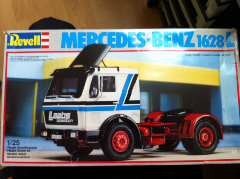 Camion Revell Mercedes 1628L 1/25 Photo_10