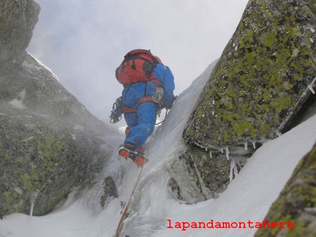 20140202 - GUADARRAMA - ESCALADA EN HIELO EN EL TUBO DE LA Y - MALICIOSA 03719