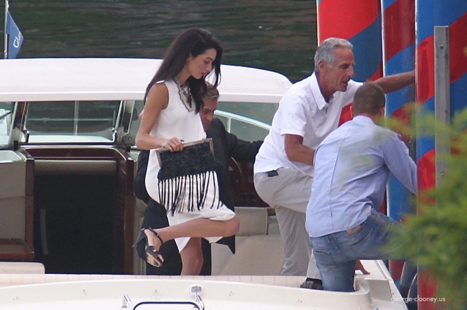 Photos surface of Clooney and Amal scouting wedding venues at Lake Como - Page 4 Amal10
