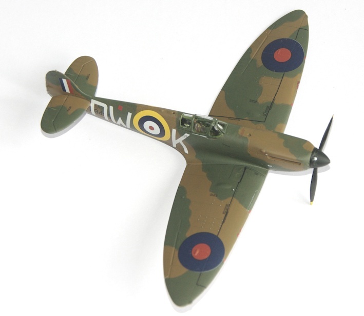 [Airfix] Supermarine Spitfire MkIa - Page 3 Extrad12