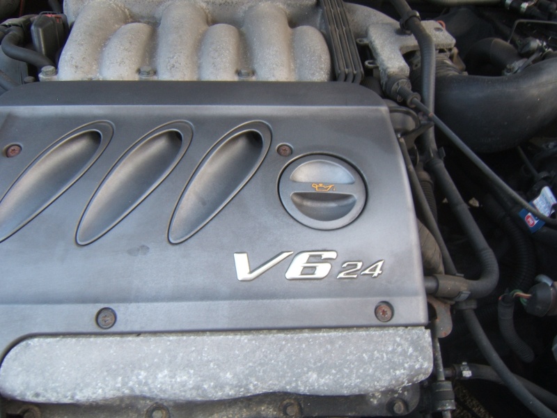 Moteur V6-24 Dscf2910