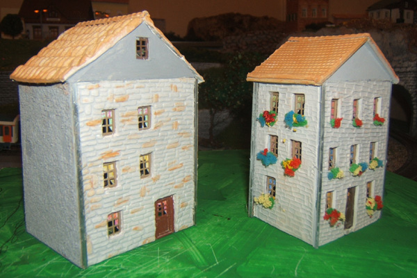 Le début de ma fabrication de petites maisons Maison11