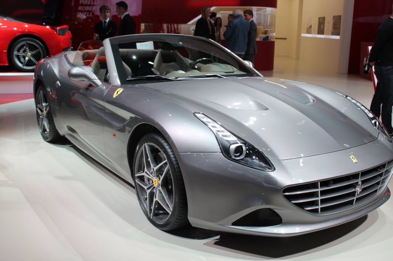 Mondial de l'automobile 2014, Paris : Qui va quand ? - Page 2 Ferrar11